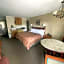 Snowshoe Motel