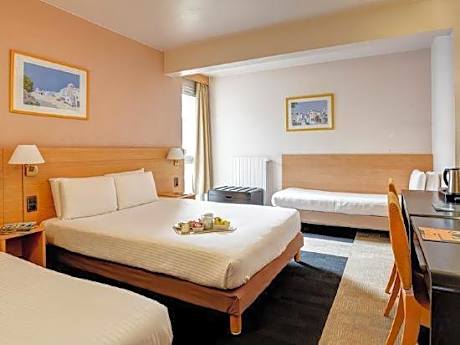 Standard Room with One Double Bed and Two Single Beds