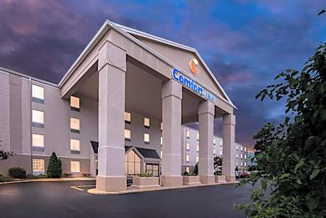 Comfort Inn St. Louis - Westport Event Center