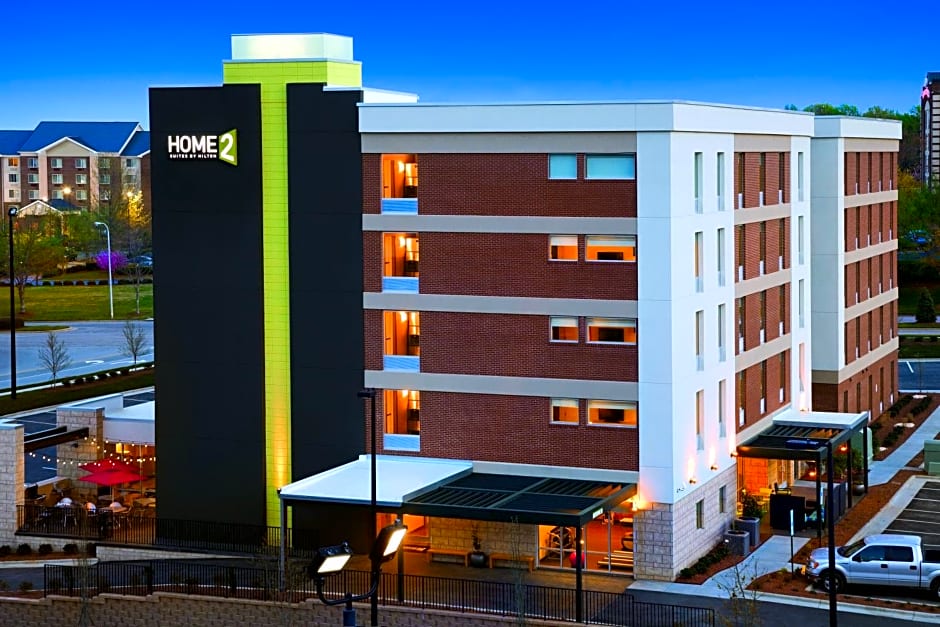 Home2 Suites by Hilton Greensboro Airport