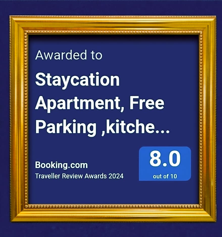 Staycation Studio Apartment, Private kitchen , Washroom, Micro Gym & Free Onsite Parking