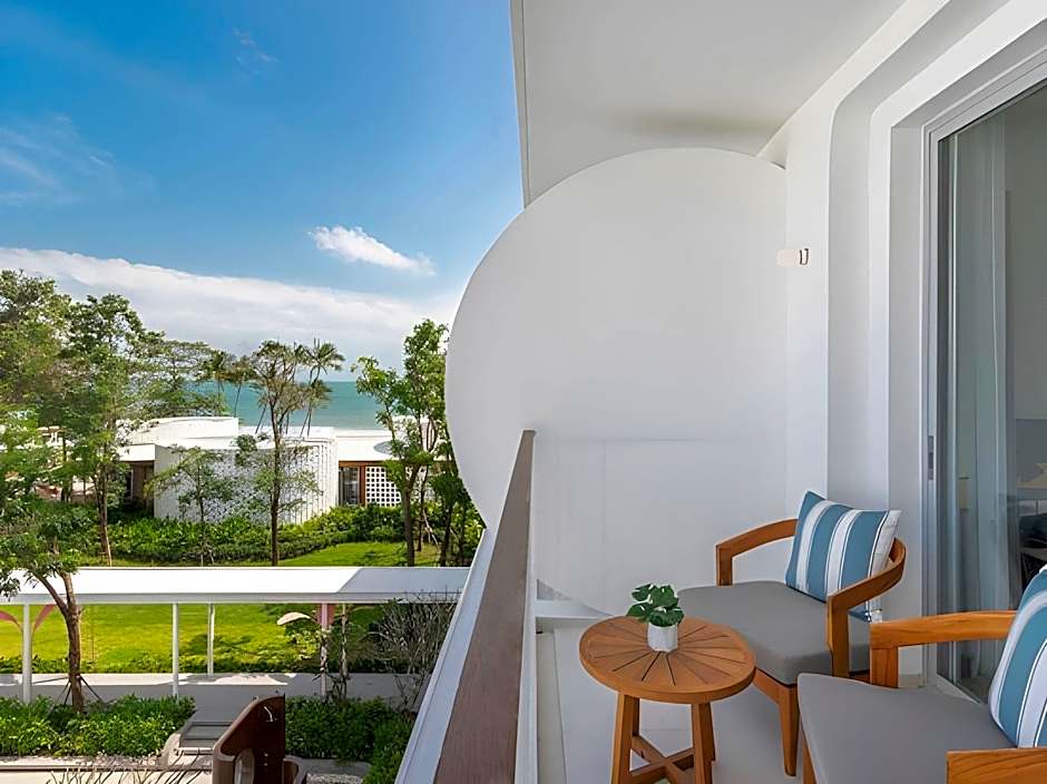 Avani Chaweng Samui Hotel & Beach Club