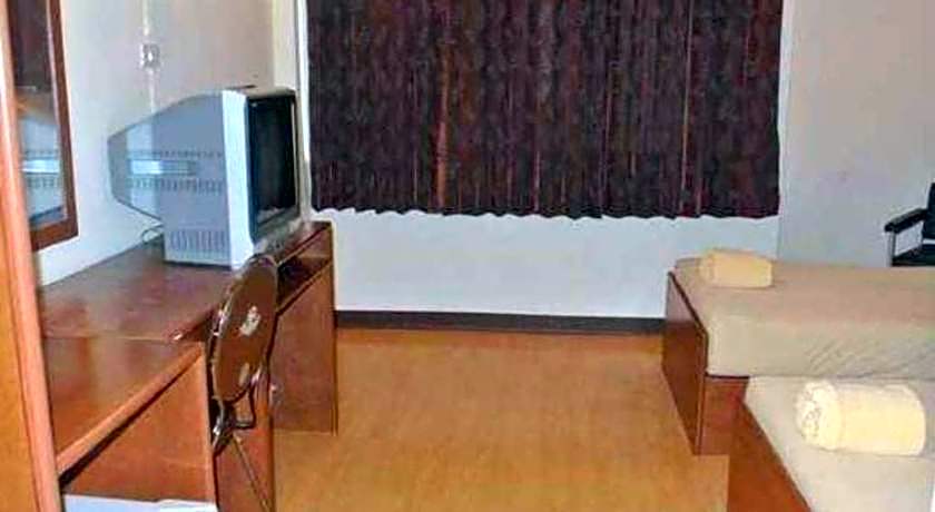 Supak Hotel