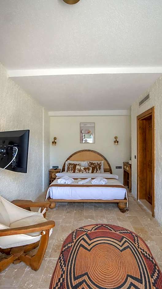 Aura Village Alacatı