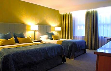 Superior Family Room