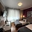 Yasha Hotel