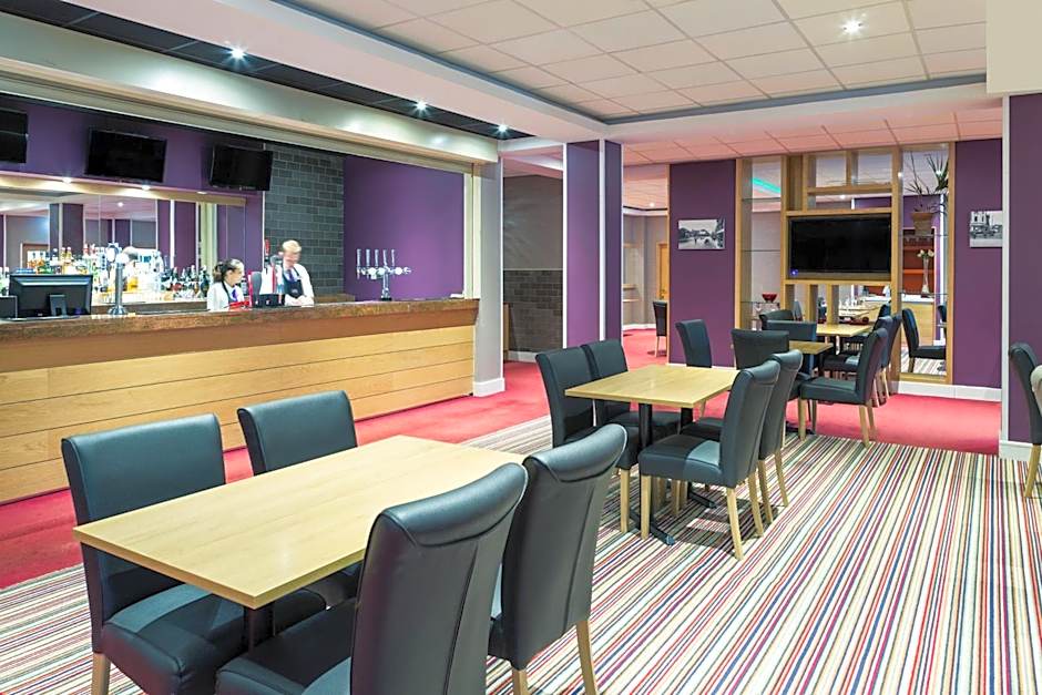 Mercure St Helens