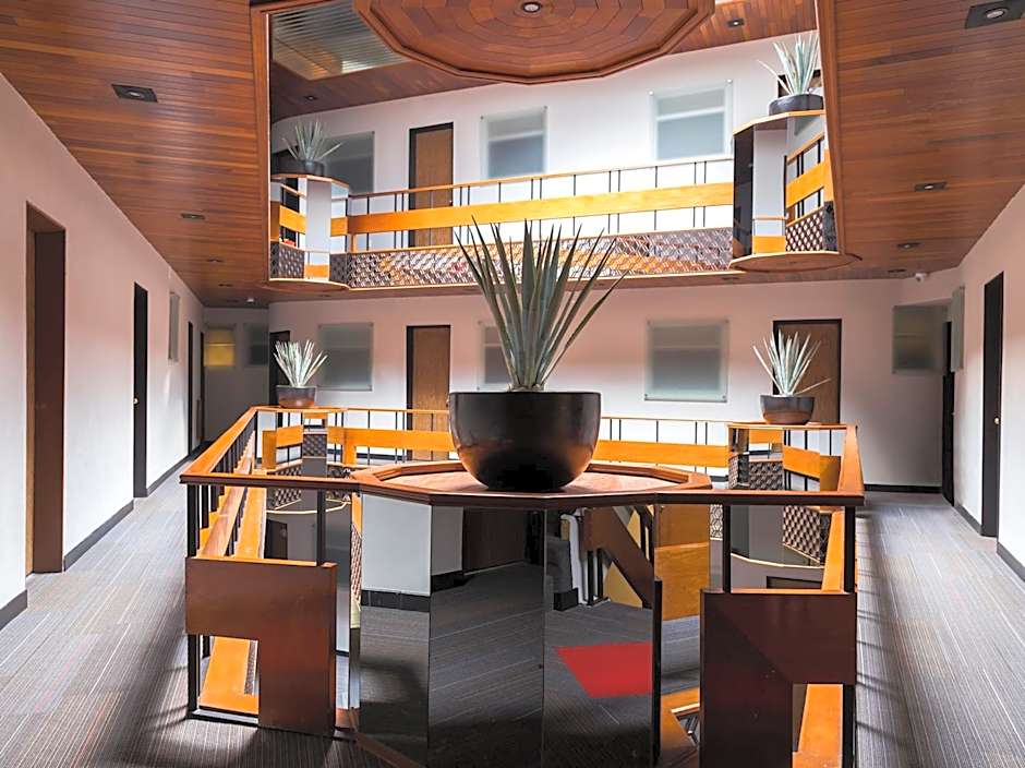 Hotel Marti