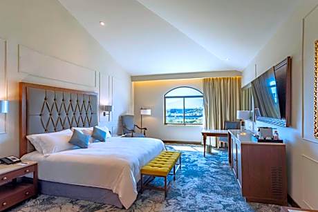 Master Suite King
