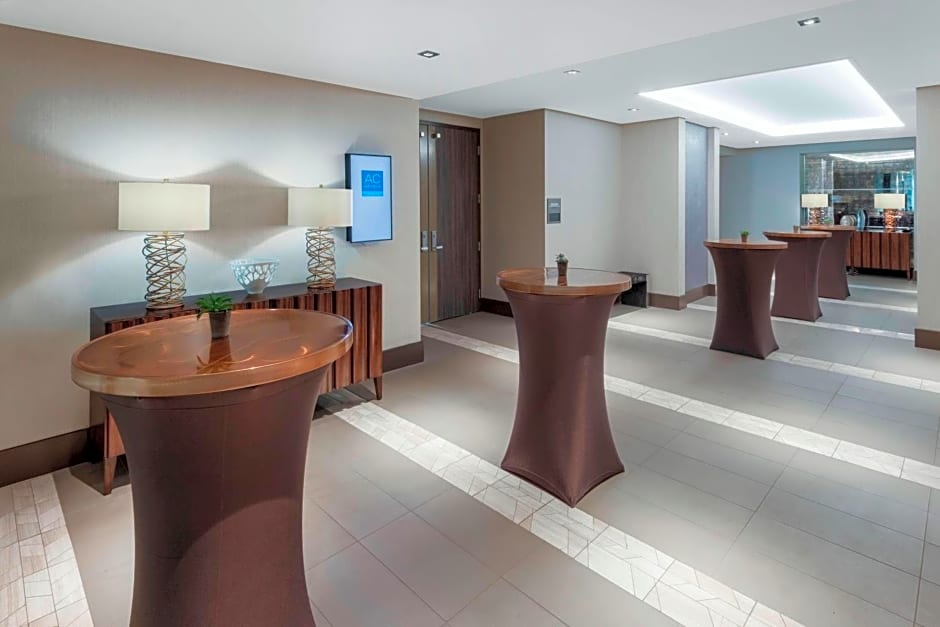 AC Hotel by Marriott Charlotte City Center