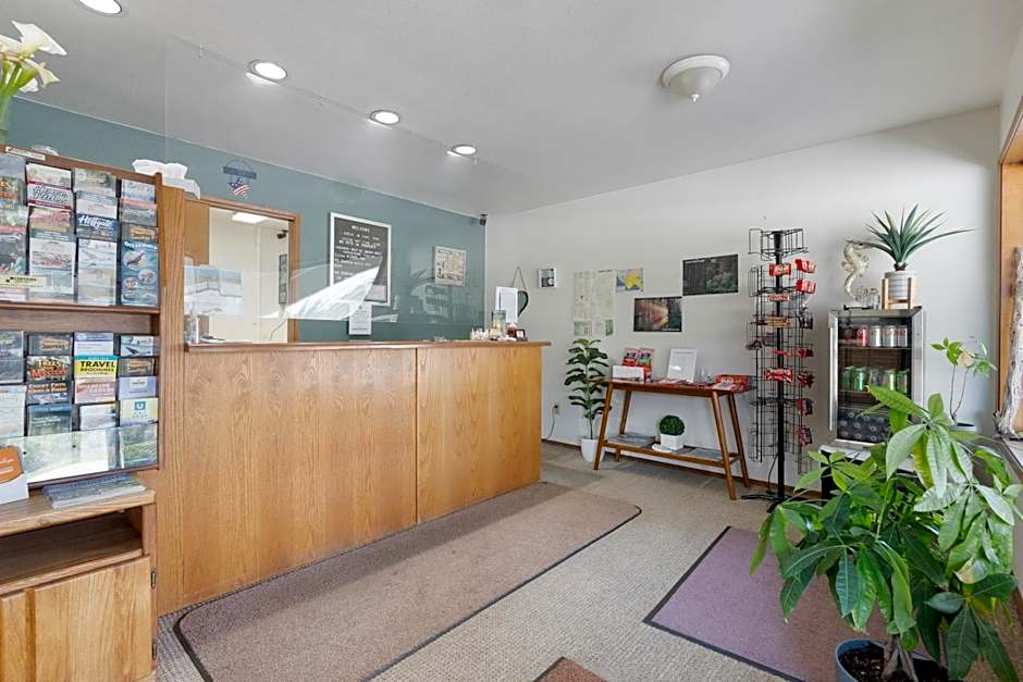 Crescent Beach Motel