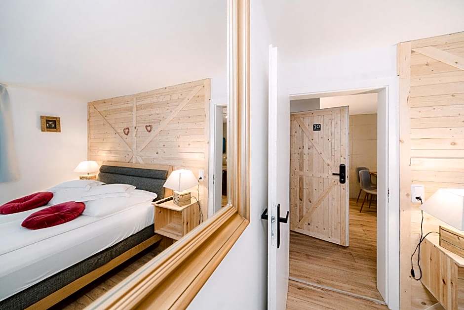 Black Forest Dream Apartments
