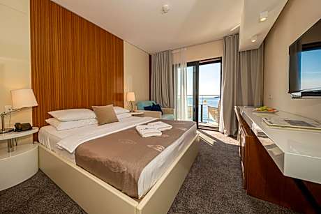Double Room with Sea View and Terrace
