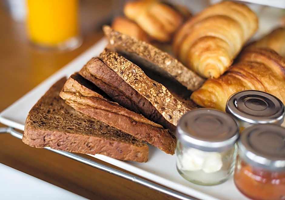 Far Hills Country Hotel