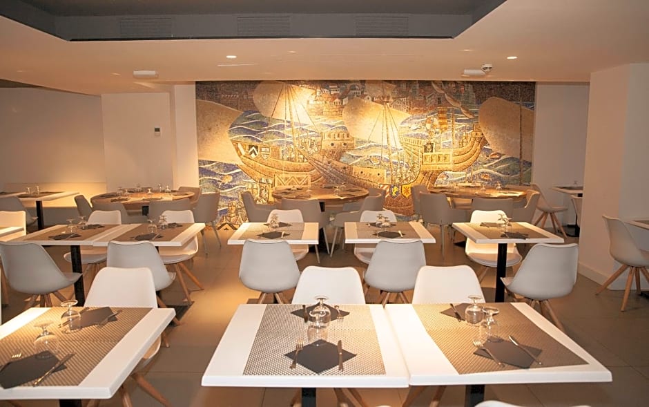 Hotel Brisamar Suites