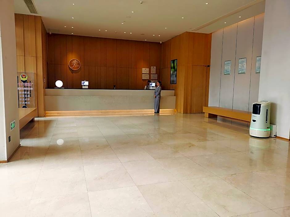 JI Hotel Zhenjiang Railway Station