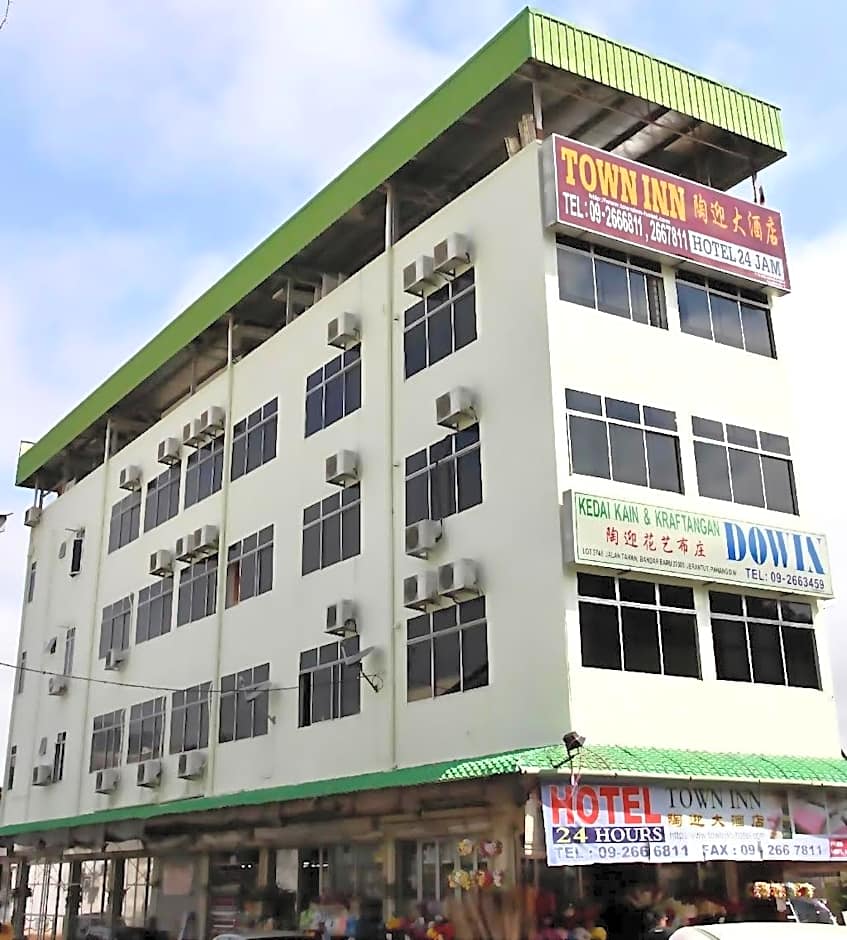 Town Inn