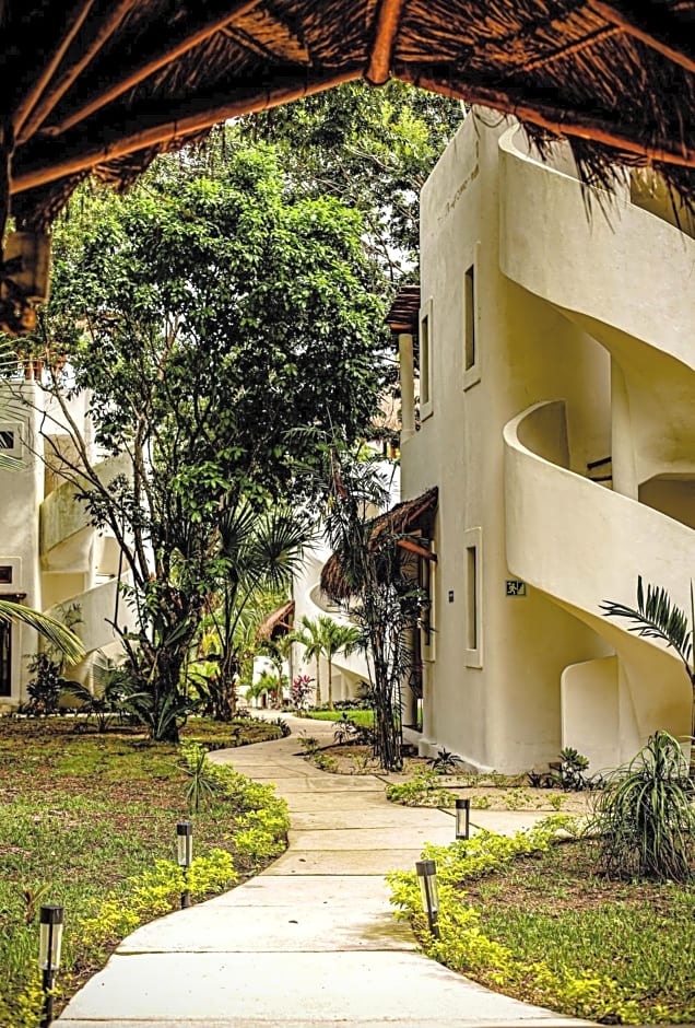 Mi Kasa Tu Kasa Bacalar by Nah Hotels