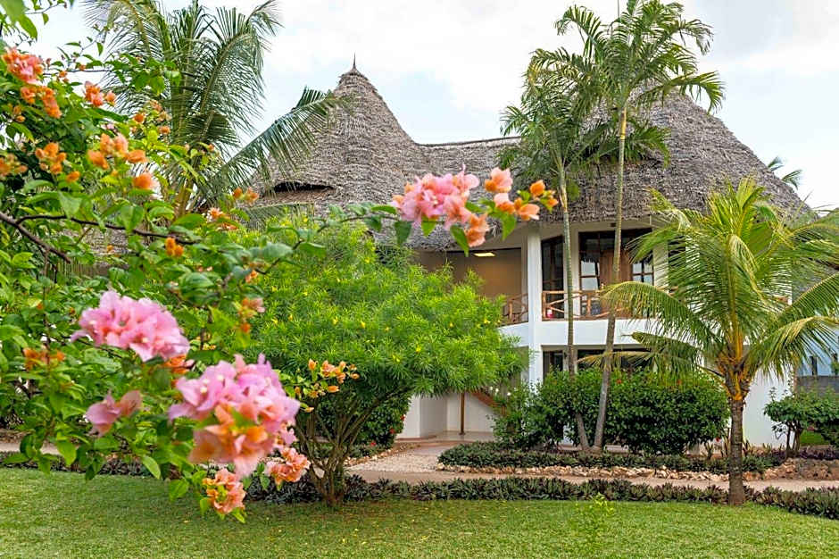 Sandies Baobab Beach Zanzibar