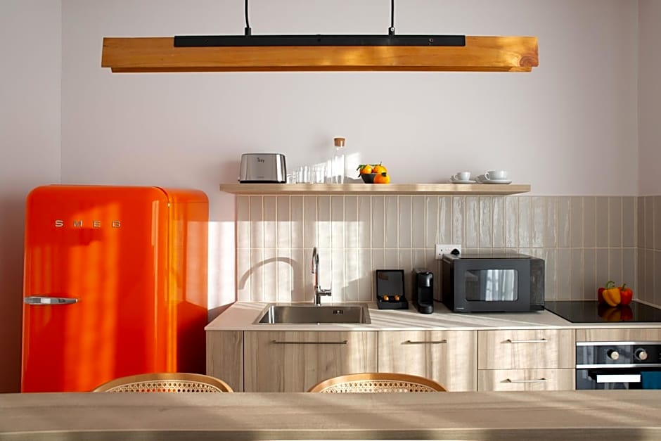 Larnaca LIV & CO Suites