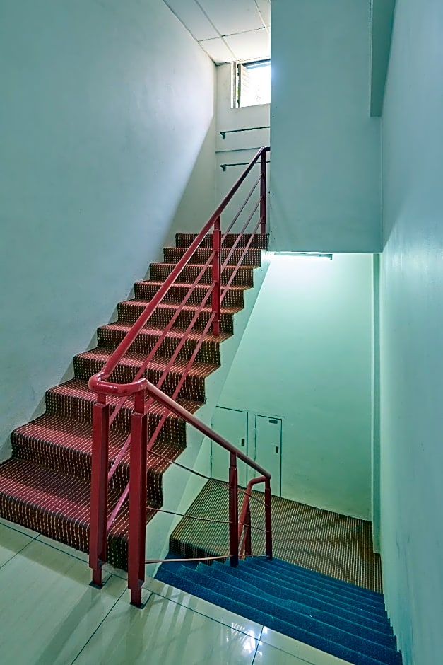 Swing & Pillows @ PJ KD