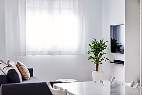 Standard Triple Studio