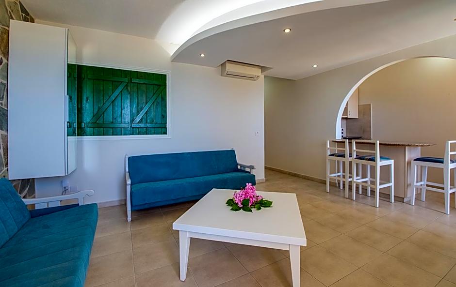 MyroAndrou Beach Hotel Apartments