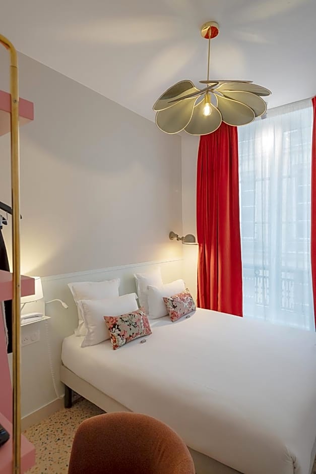 Trendy Canettes Hotel