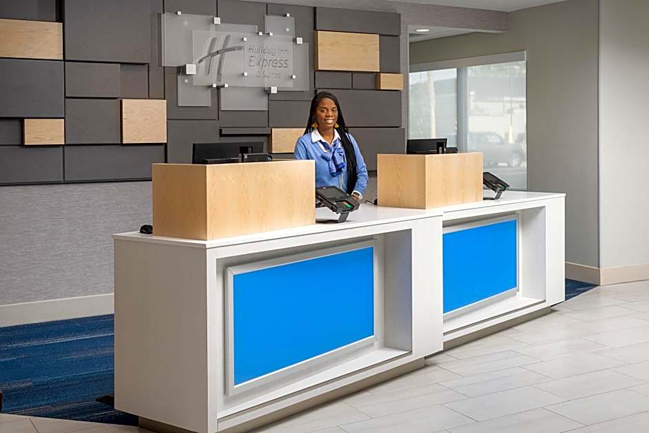 Holiday Inn Express & Suites Kingsland I-95-Naval Base Area By IHG