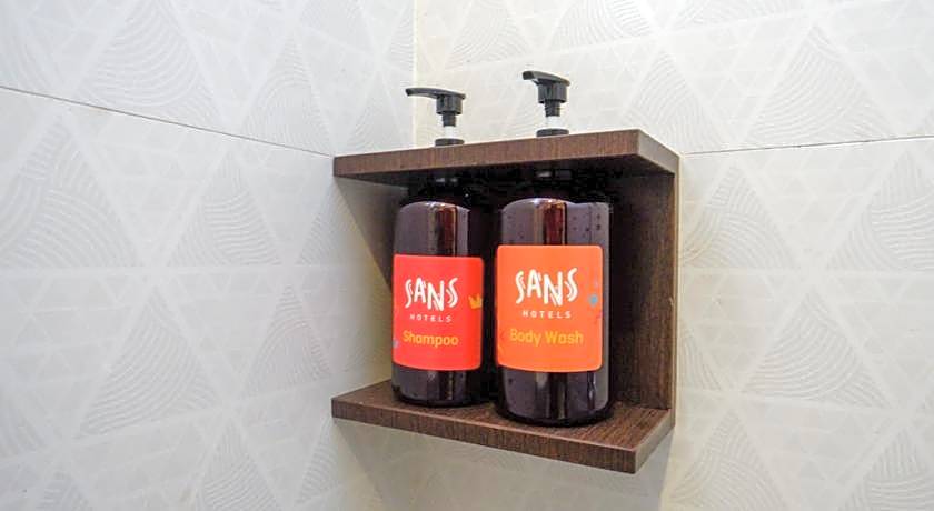 Sans Hotel Good Wish Semarang