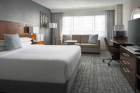 Concierge Level King Guest Room