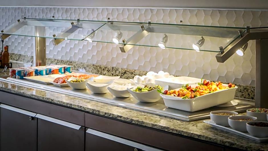 Staybridge Suites Guadalajara Expo By IHG