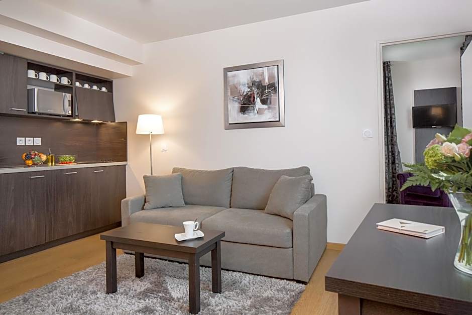 Seven Urban Suites Nantes Centre