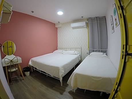 Triple Room with Shared Bathroom