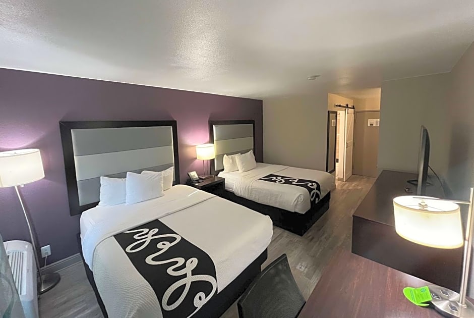 La Quinta Inn & Suites by Wyndham Fort Collins