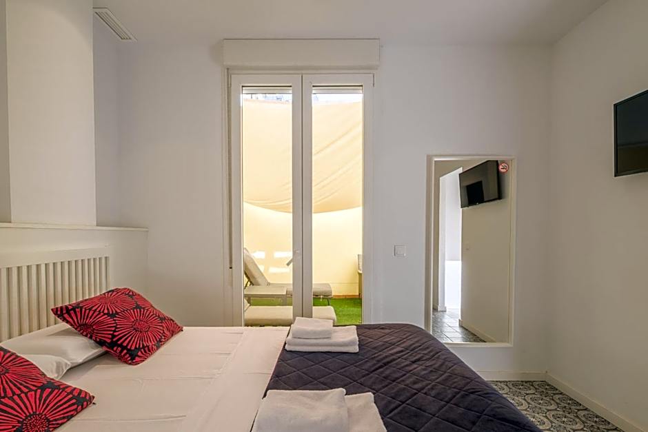 Gorgeous Apt with a Large Private Terrace