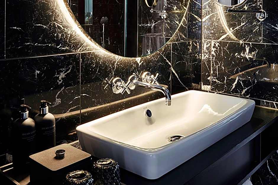 Roomers Munich, Autograph Collection by Marriott