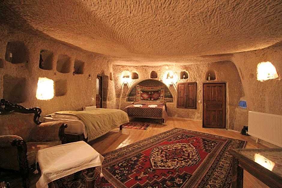 Antique Terrace Suites