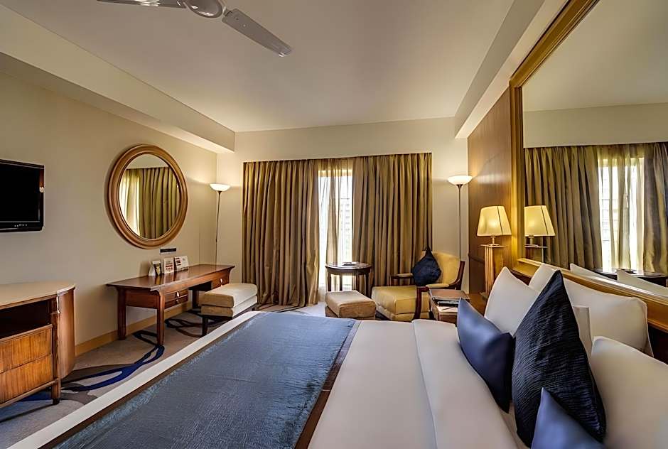 Pride Plaza Hotel Ahmedabad