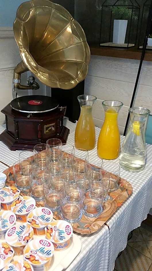 OW Krakus I - pokoje i domki