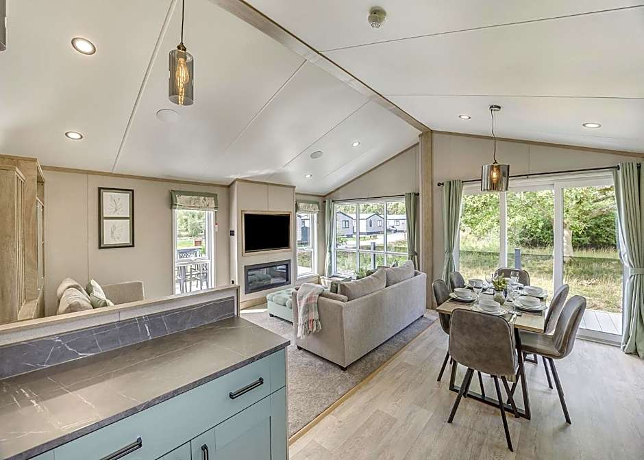 Woodhall Country Park Lodges