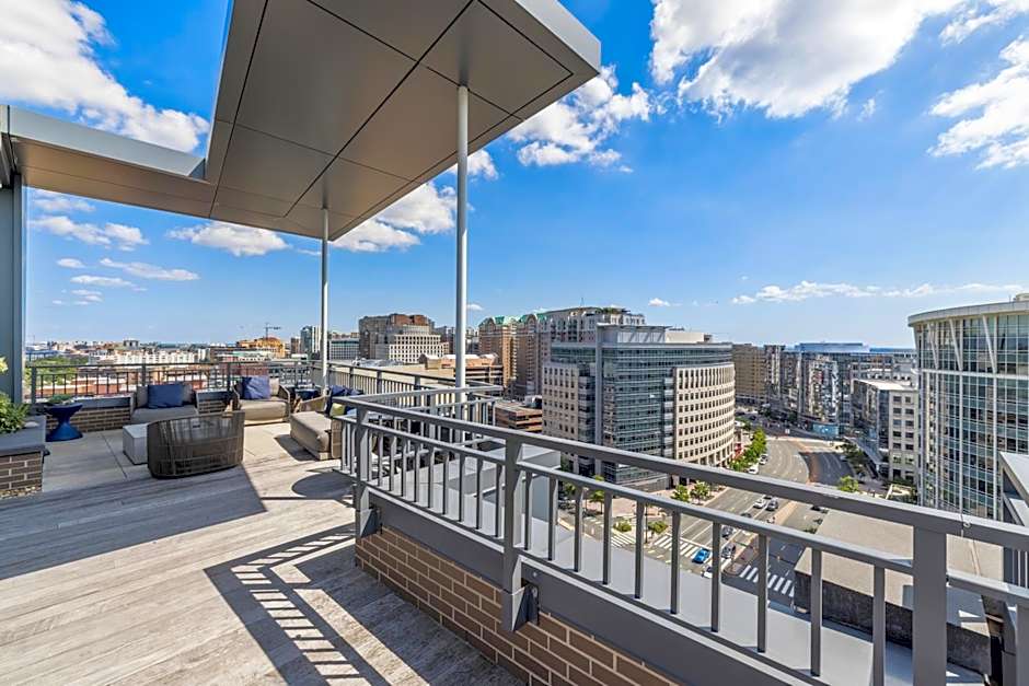 Placemakr Marymount Ballston