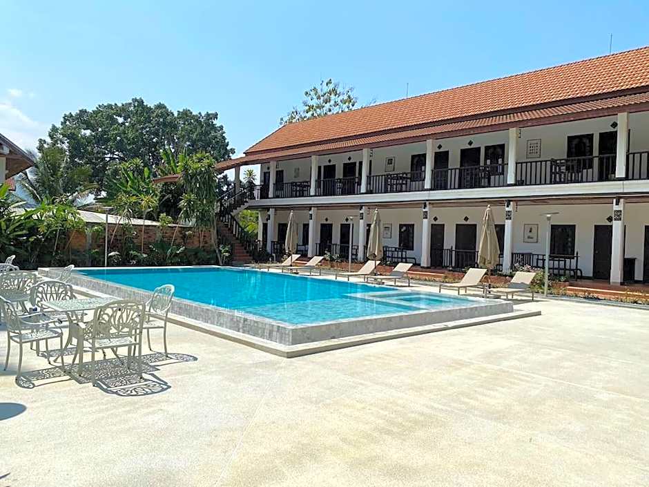 Vangsavath Hotel