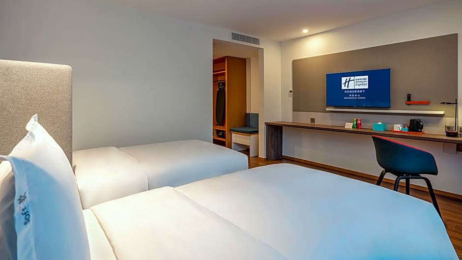 Holiday Inn Express Qingdao City Center By IHG