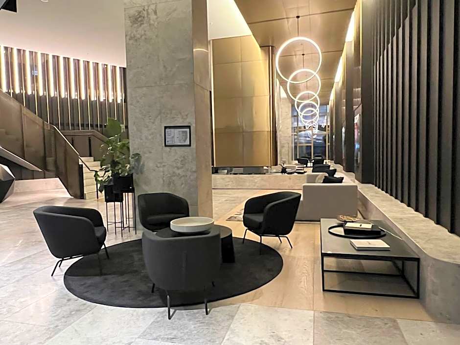 WSP luxury 2b2b apartment in CBD with free parking