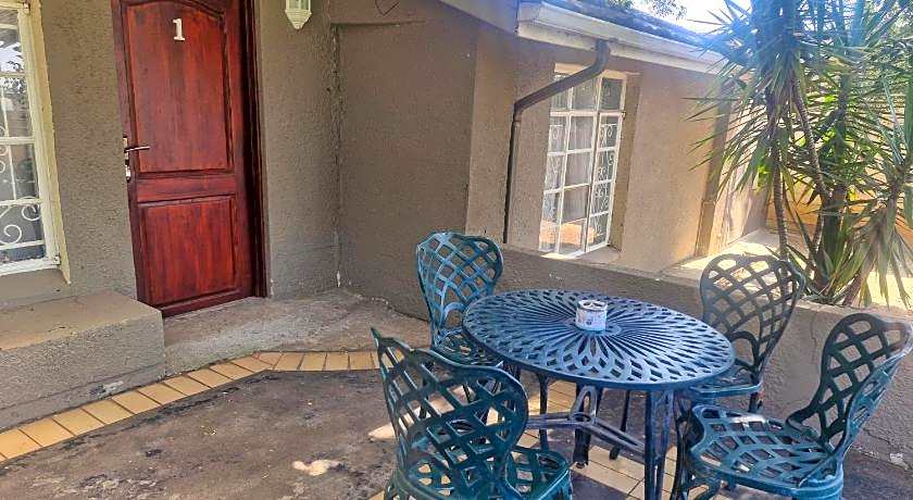 SILKEN TRAP GUEST HOUSE