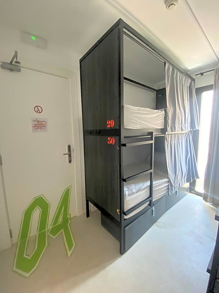 We Street Hostel - El Arenal-Albergue Turístico