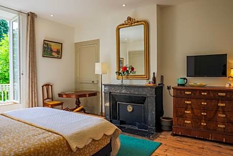 Deluxe Double Room with Bath