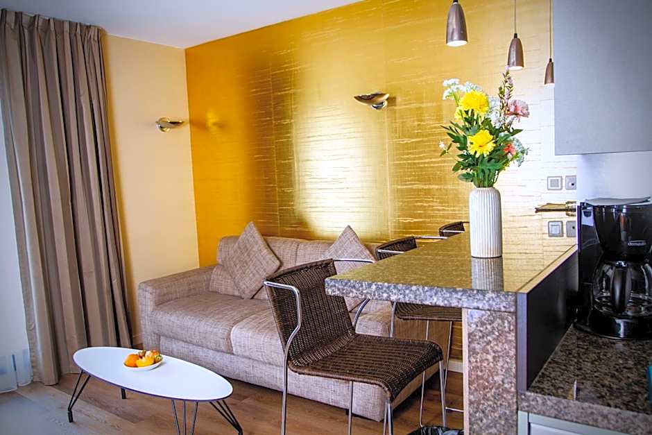 Appart Hotel Clement Ader