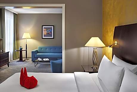 Premium King Room